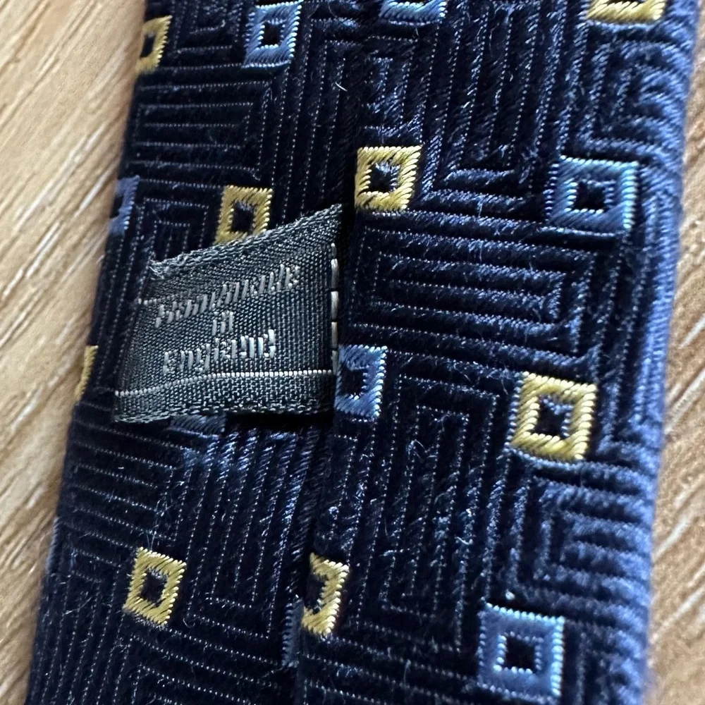 THOMAS PINK Vintage Tie Made by Charles Hill